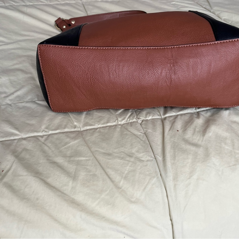 Calvin Klein bag - Picture 4 of 4